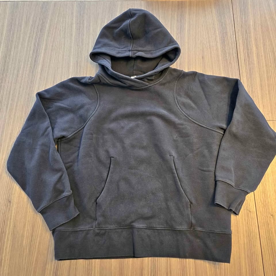 Lululemon Women's Black Hoodie Sweater - Size 10