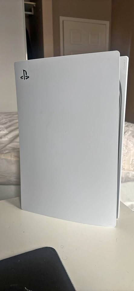 Sony PlayStation 5 PS5 Console + DualSense Controller