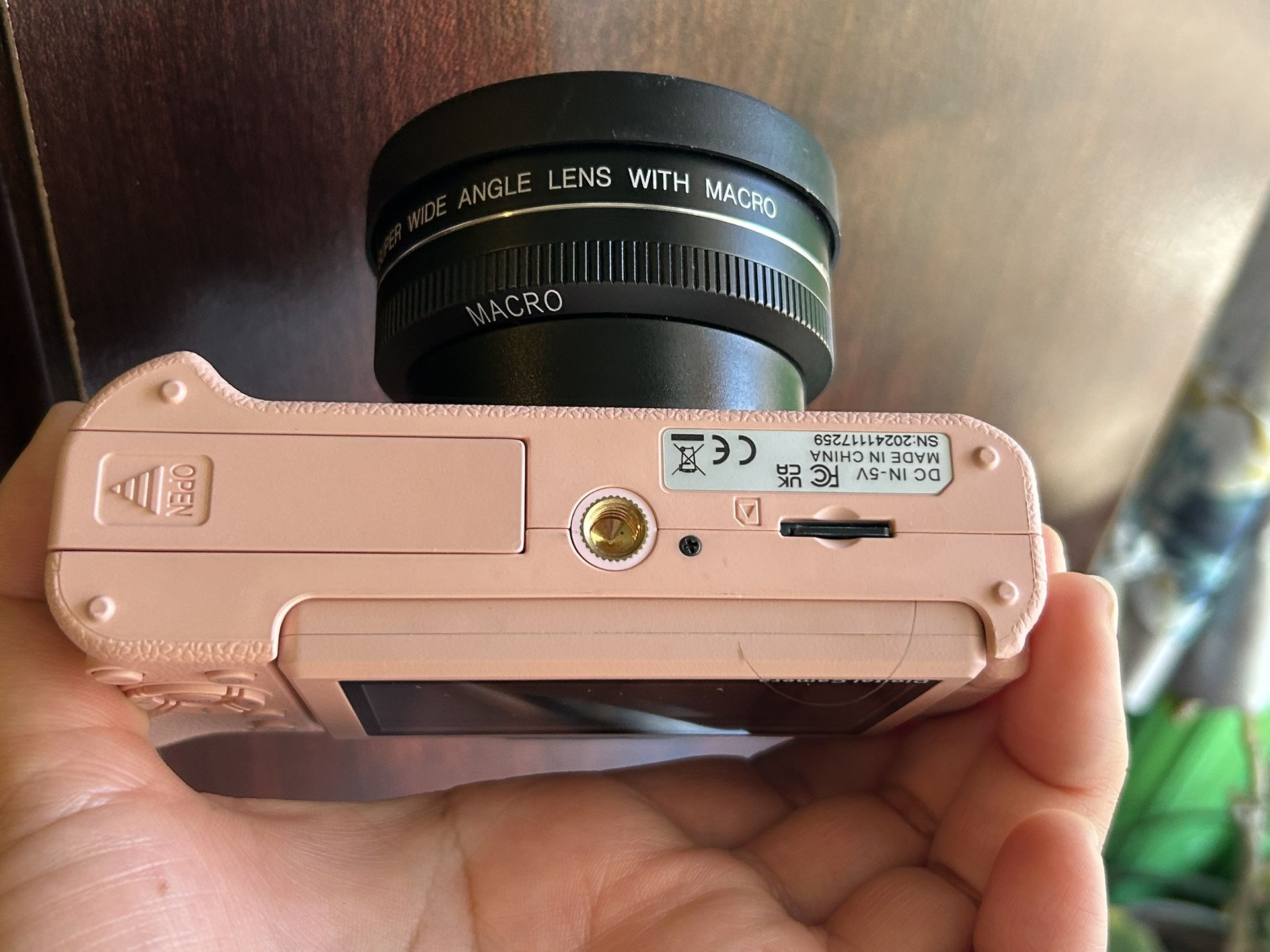 4K Digital Camera - photo 2