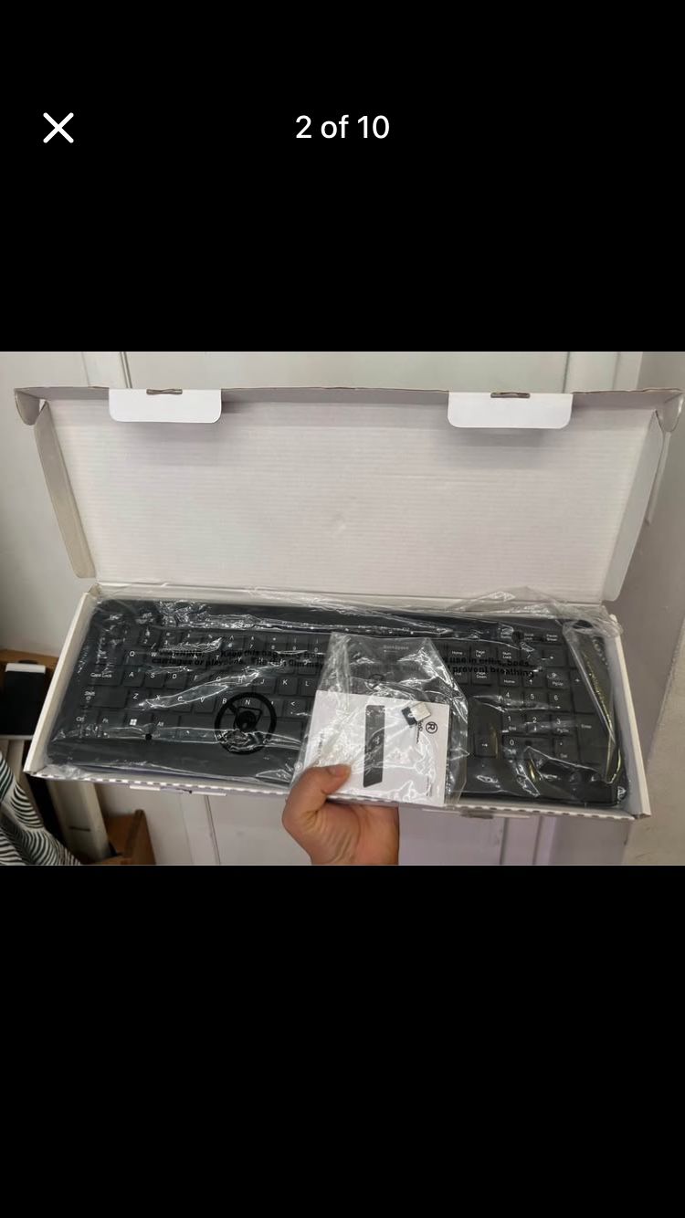 New RadioShack Wireless Keyboard with USB Dongle - photo 2