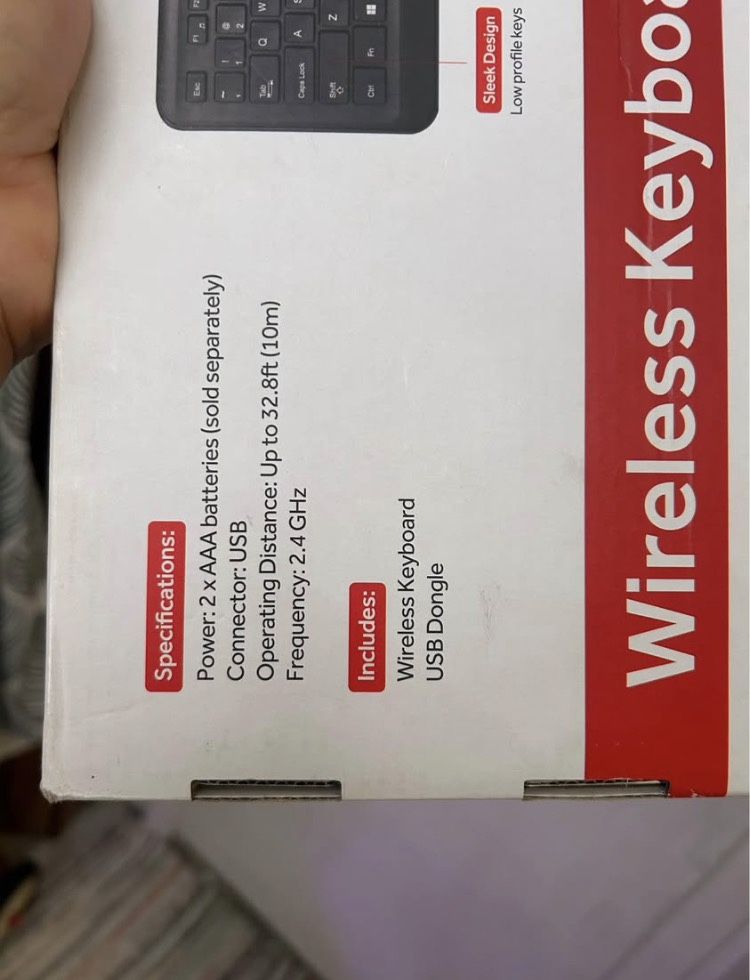 New RadioShack Wireless Keyboard with USB Dongle - photo 3