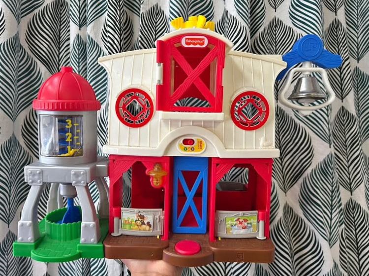 Fisher-Price Toddler Farm  Toy animals not included