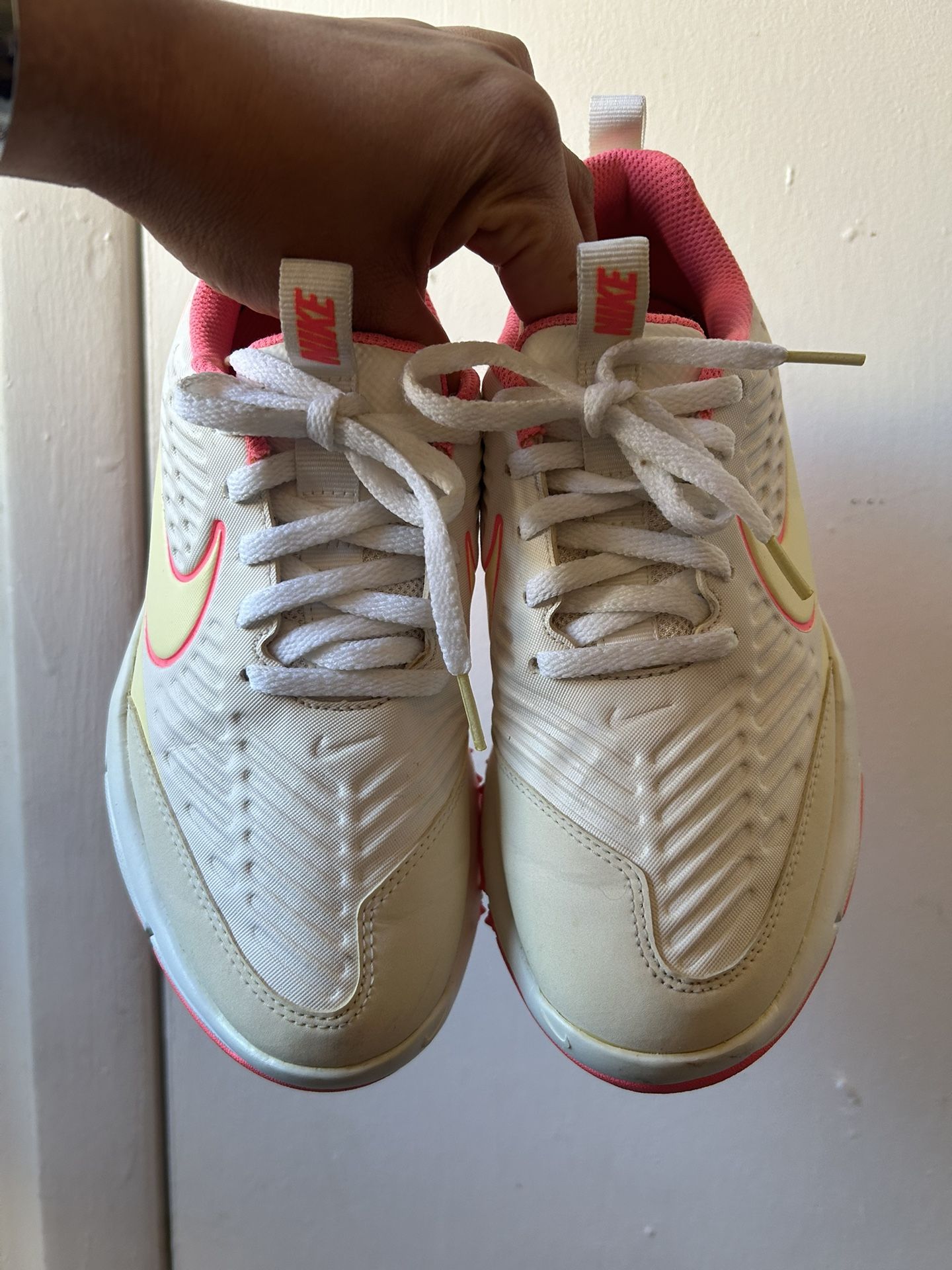 Nike Golf Shoes Size 6W