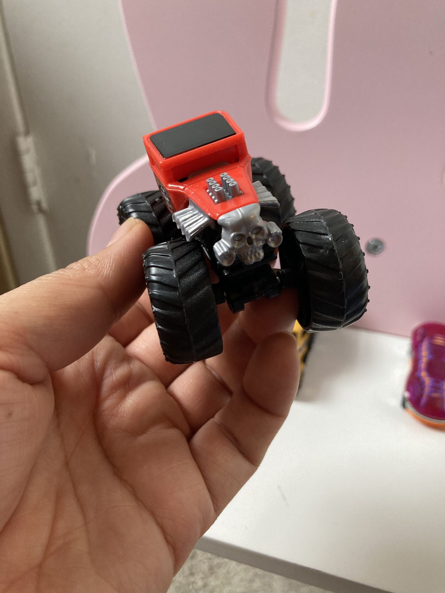 Toy Cars - 8 In All - photo 4
