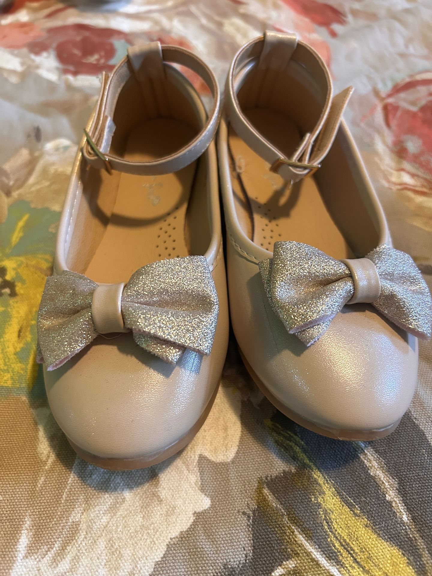 Girls Shoes Size 11 - photo 2