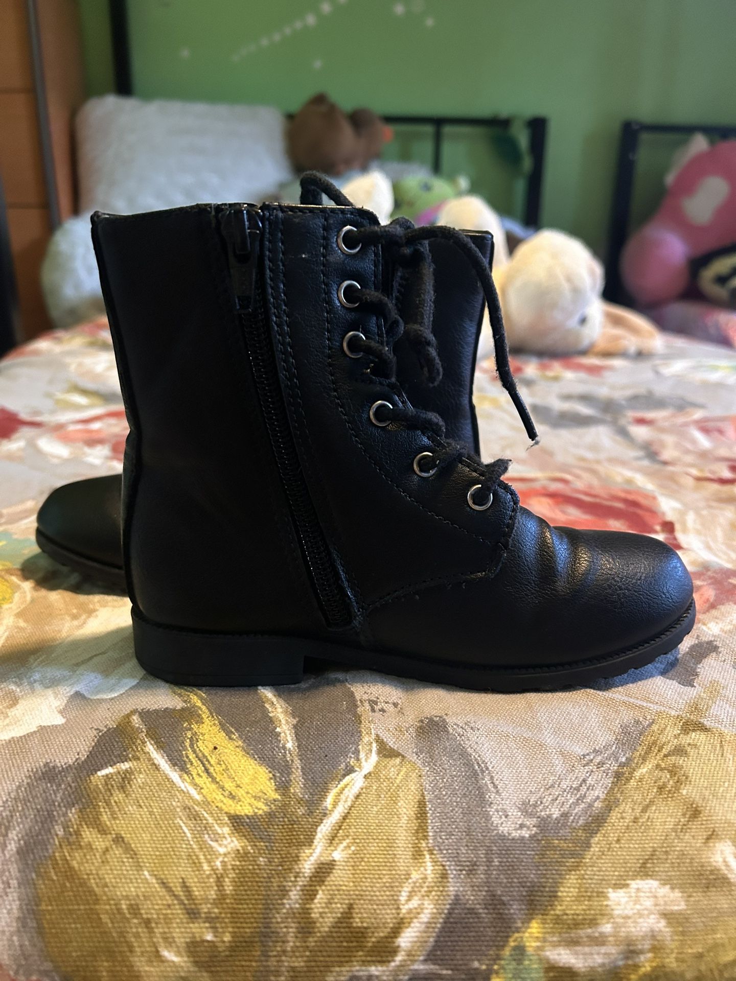 Girls Boots Size 11 Read Description ⤵️ - photo 2