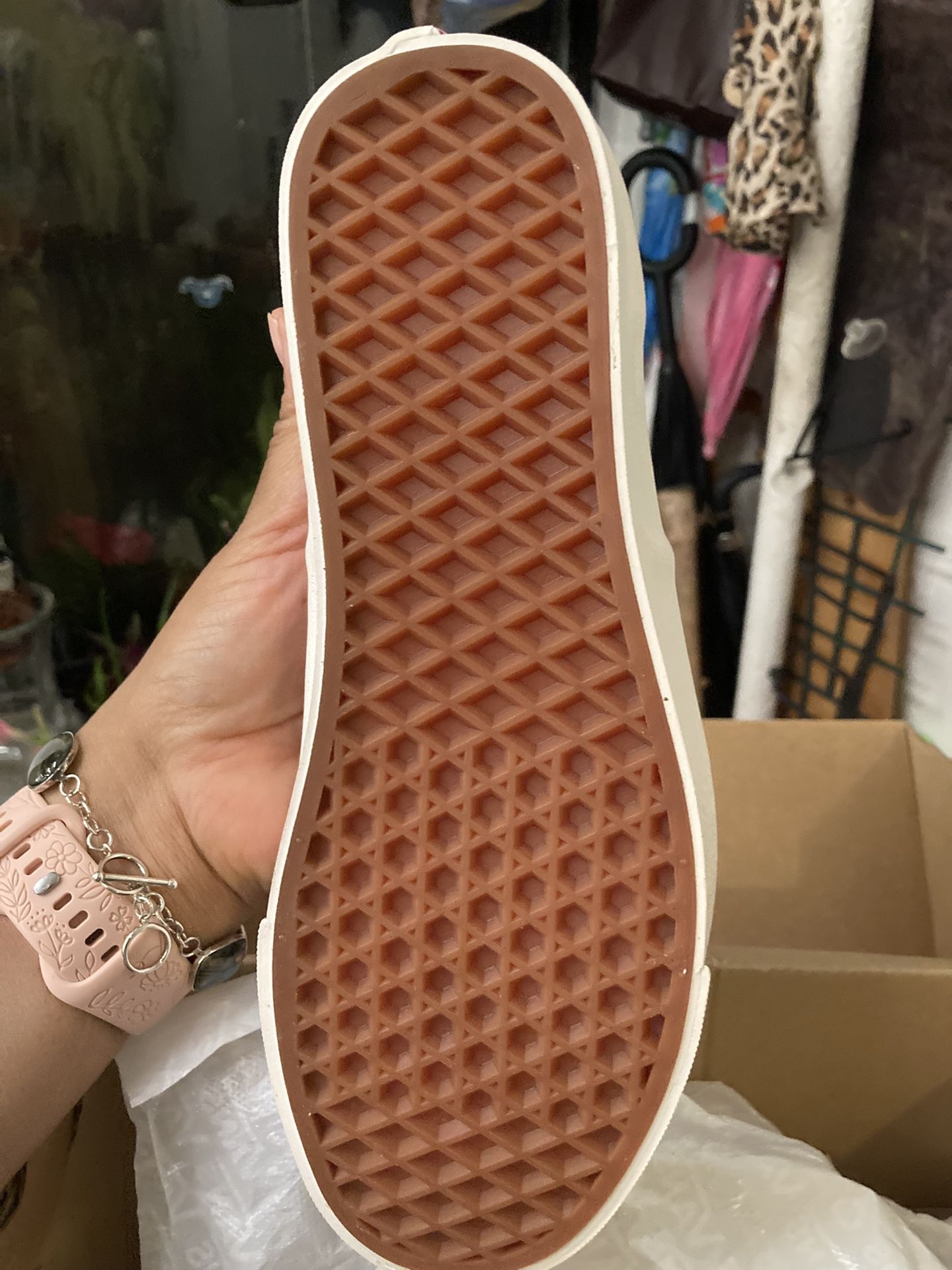 New Vans Shoes Women 8.5 / Men 7.0 - photo 2