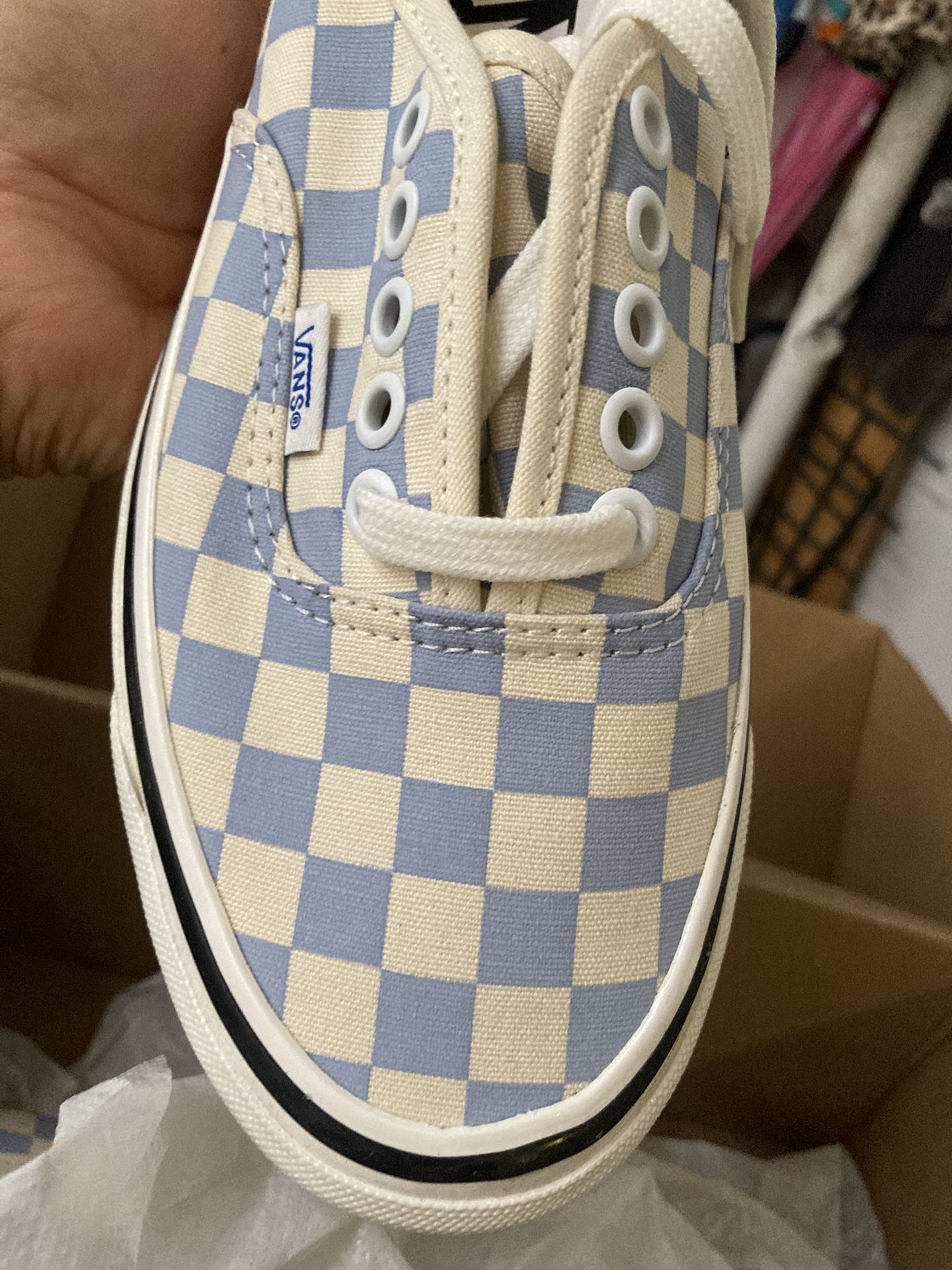 New Vans Shoes Women 8.5 / Men 7.0 - photo 3
