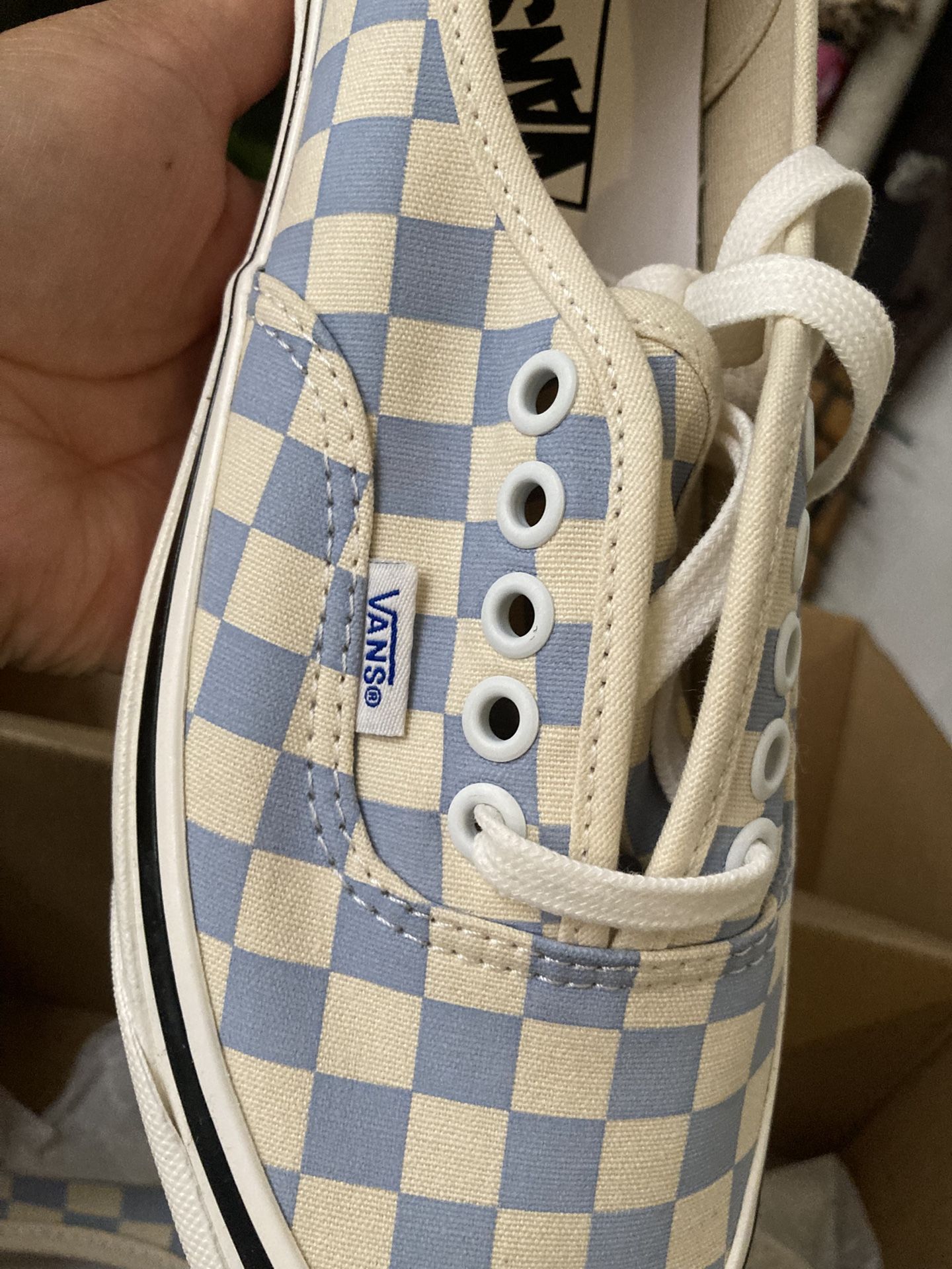 New Vans Shoes Women 8.5 / Men 7.0 - photo 4