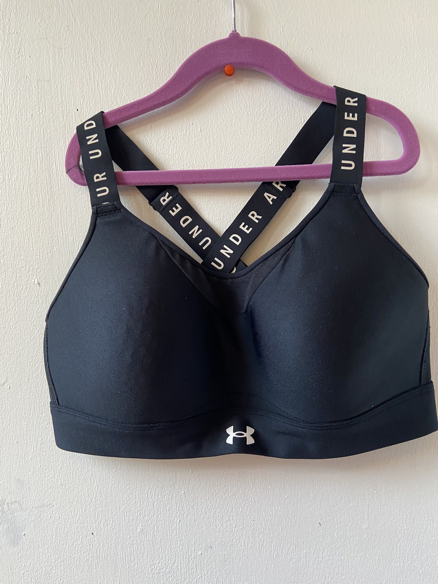 Under Armour Bra Size M