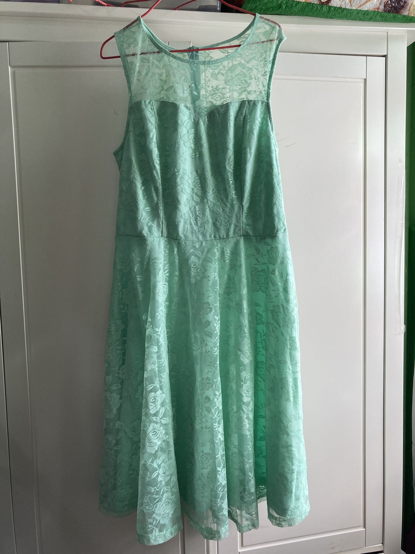 Lace Dress Size L