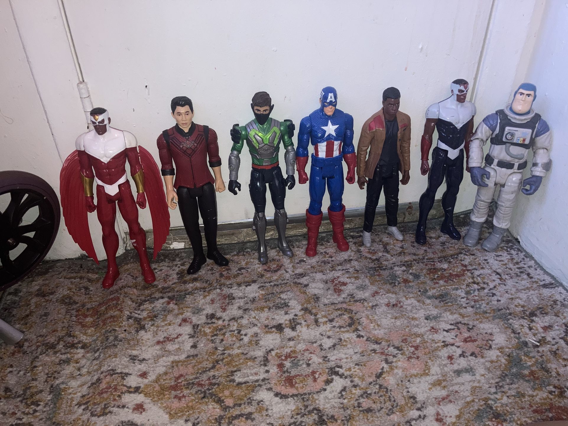 Action Figures $6 Each Read Description ⬇️