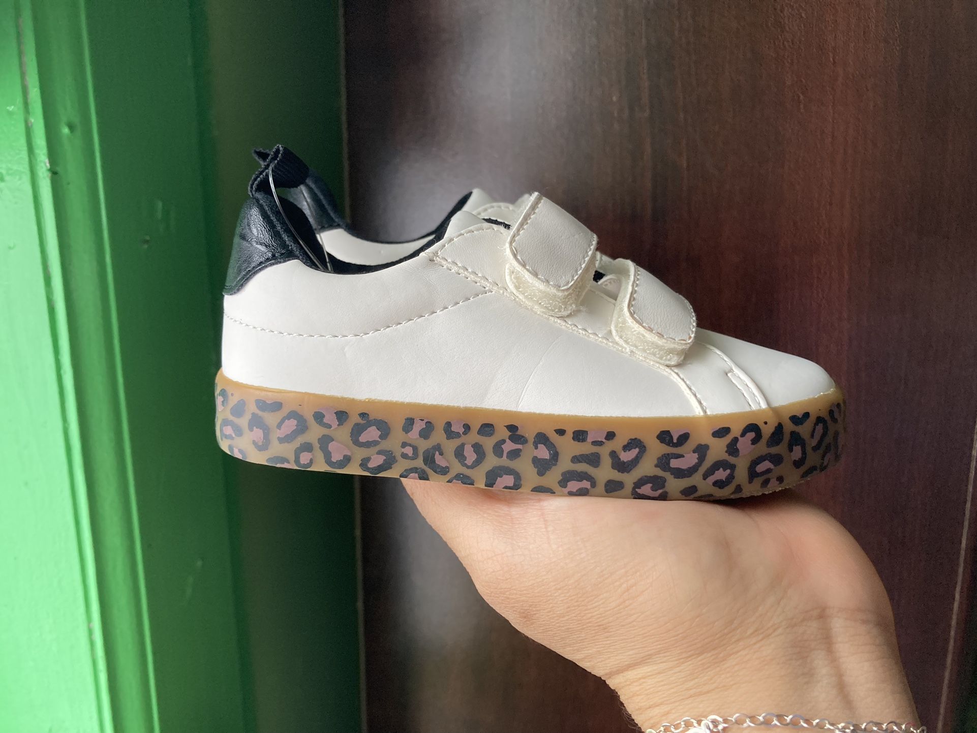 Old Navy Shoes Size 7