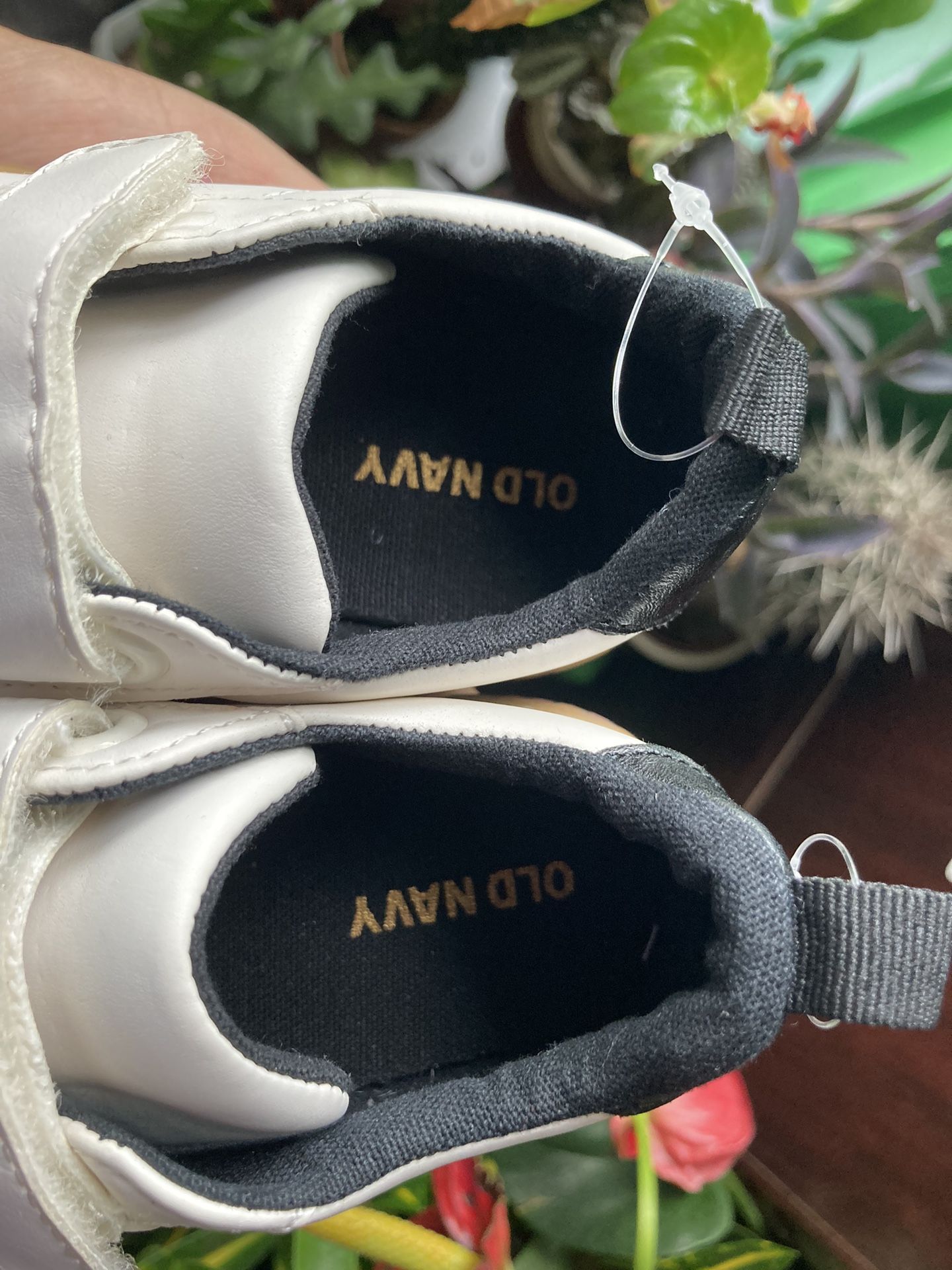 Old Navy Shoes Size 7 - photo 3