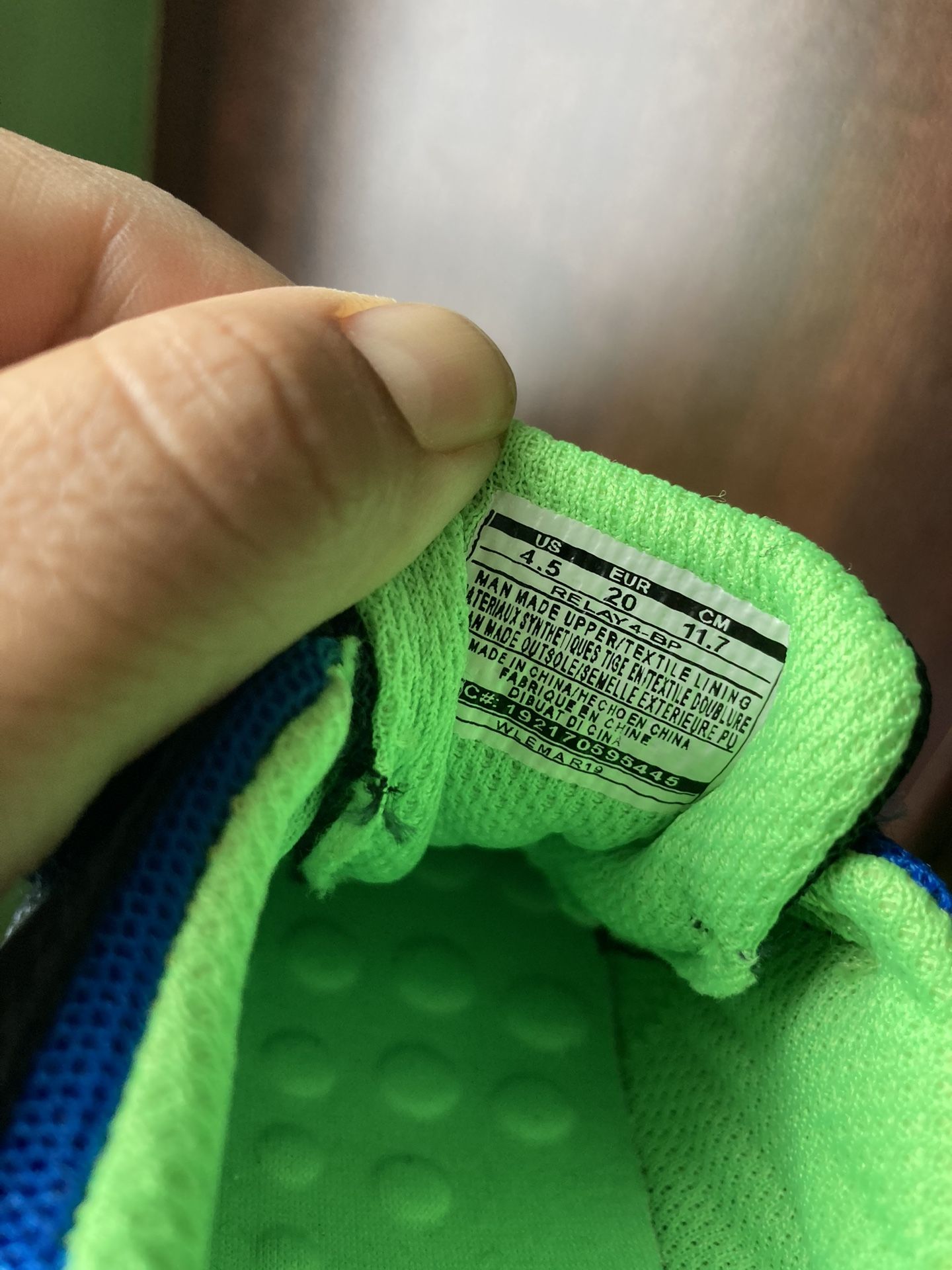 Carter’s Shoes Size 4.5 - photo 3