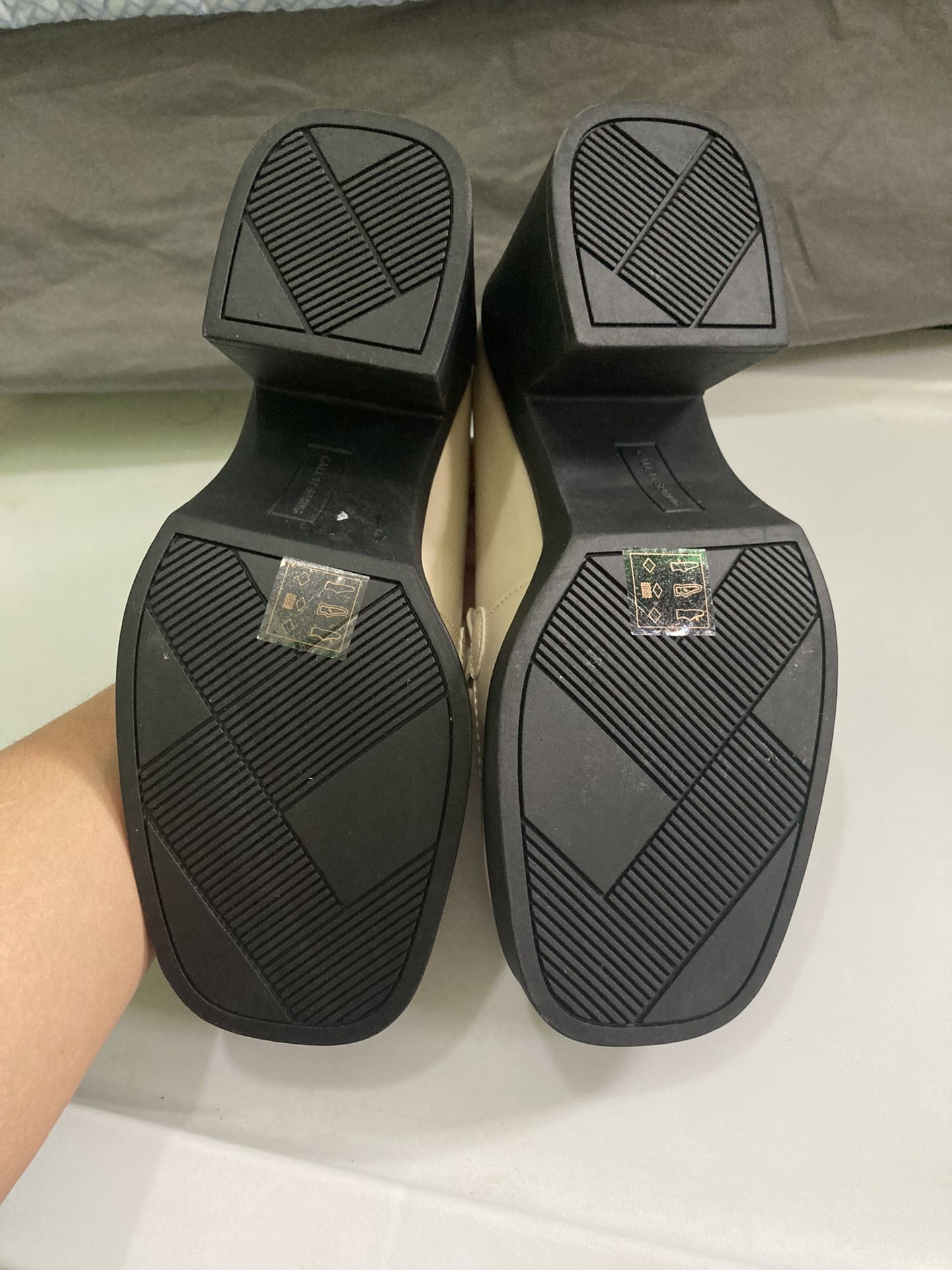 New Women’s Shoes Size 9 - photo 4