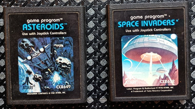 Atari 2600 Games: Space Invaders & Asteroids