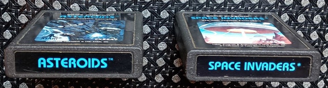 Atari 2600 Games: Space Invaders & Asteroids - photo 2