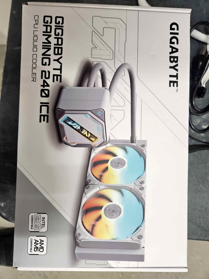 Gigabyte 240 ice CPU Liquid Cooler