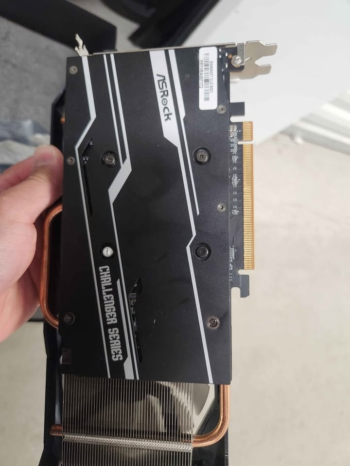 Asrock Radeon RX 6600 XT Challenger 8GB - photo 2