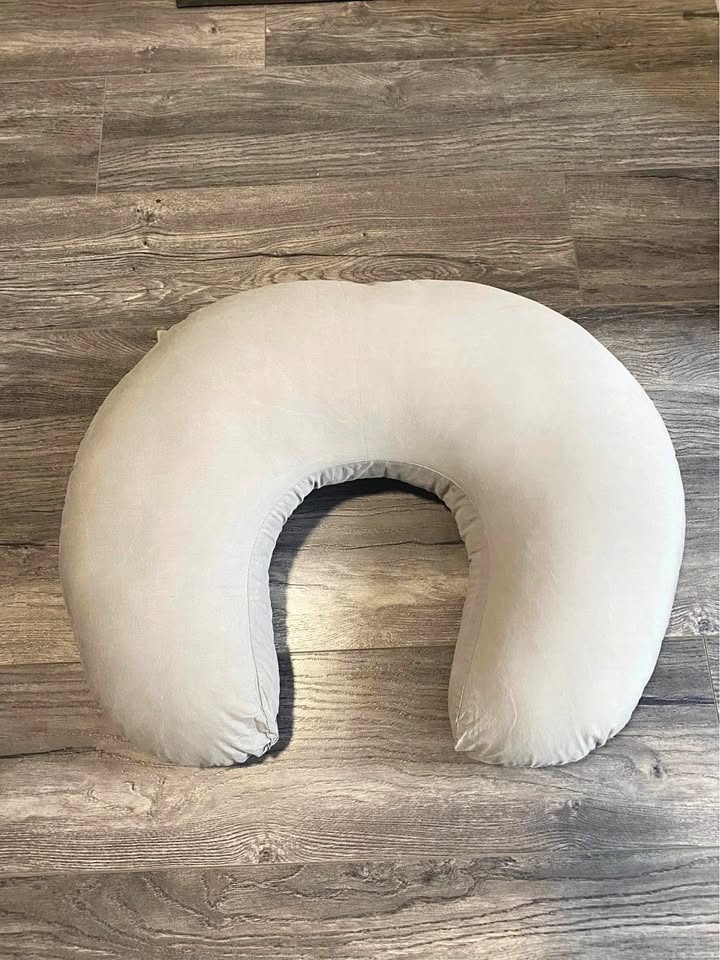 Nursing Boppy Pillow