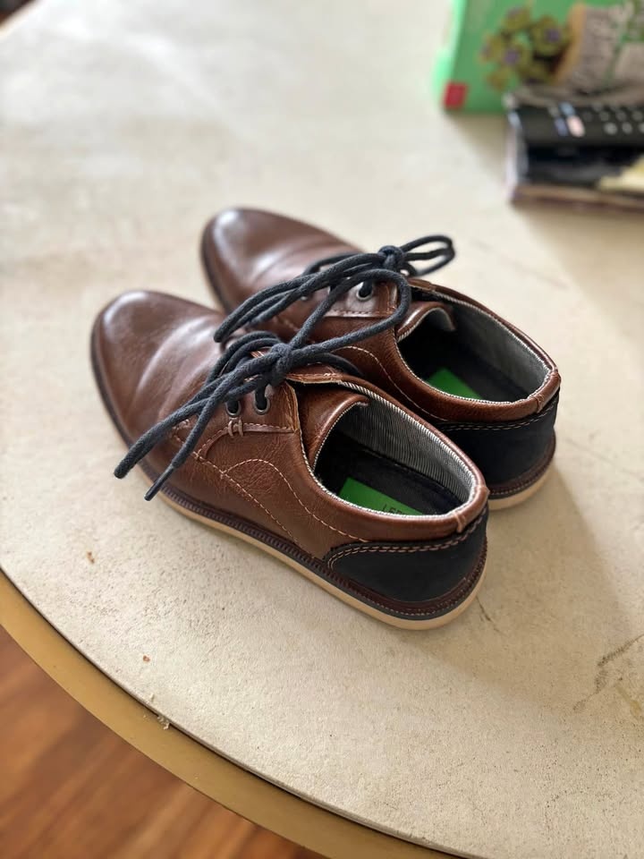 Kids shoes 13c