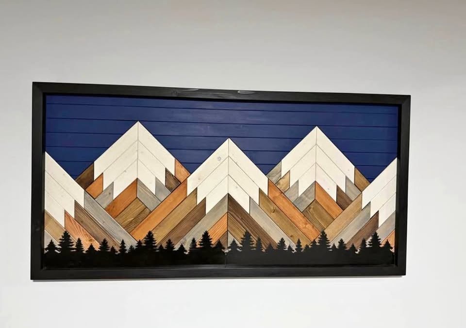 Mountain wood decor