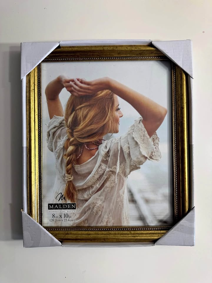 Wood Picture Frame, 8 by 10-Inch