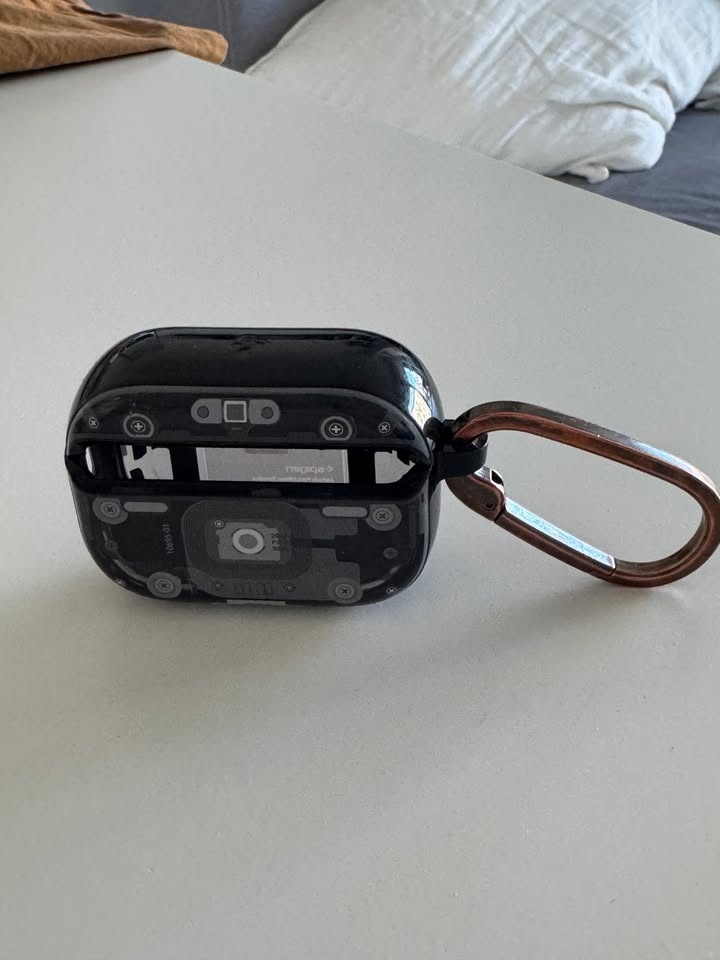 Spigen Ultra Hybrid (MagFit) Case for AirPods Pro 2 - photo 2