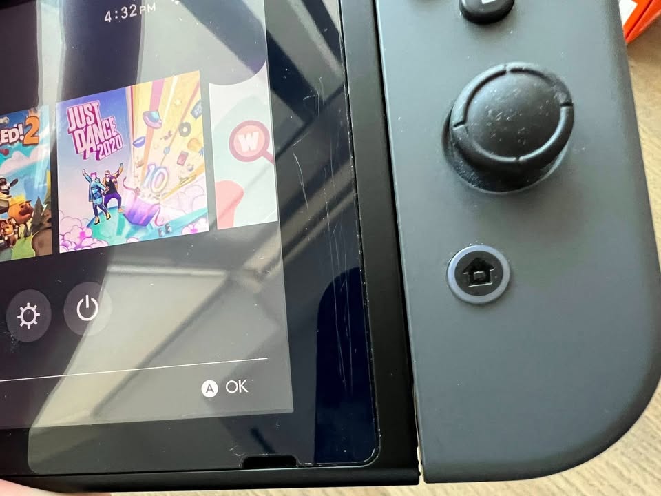 Nintendo Switch Console + FREE Pro Controller - photo 5