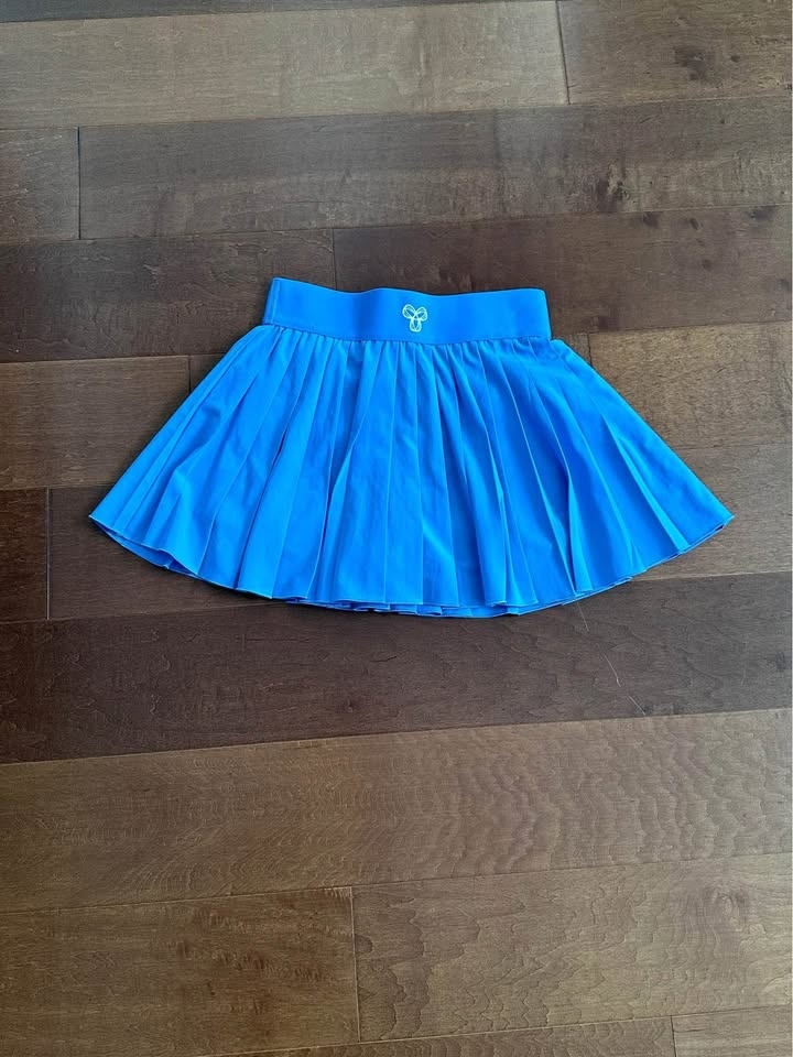 Like new Aritzia skirt 2xs - photo 2