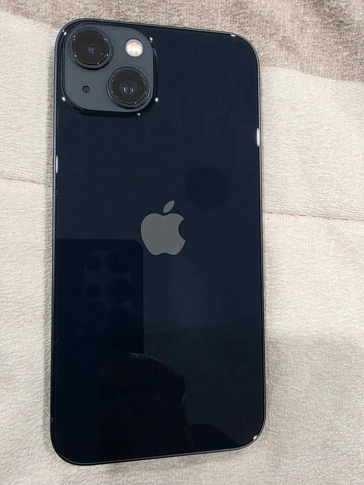 iPhone 13 128GB 10/10 Condition