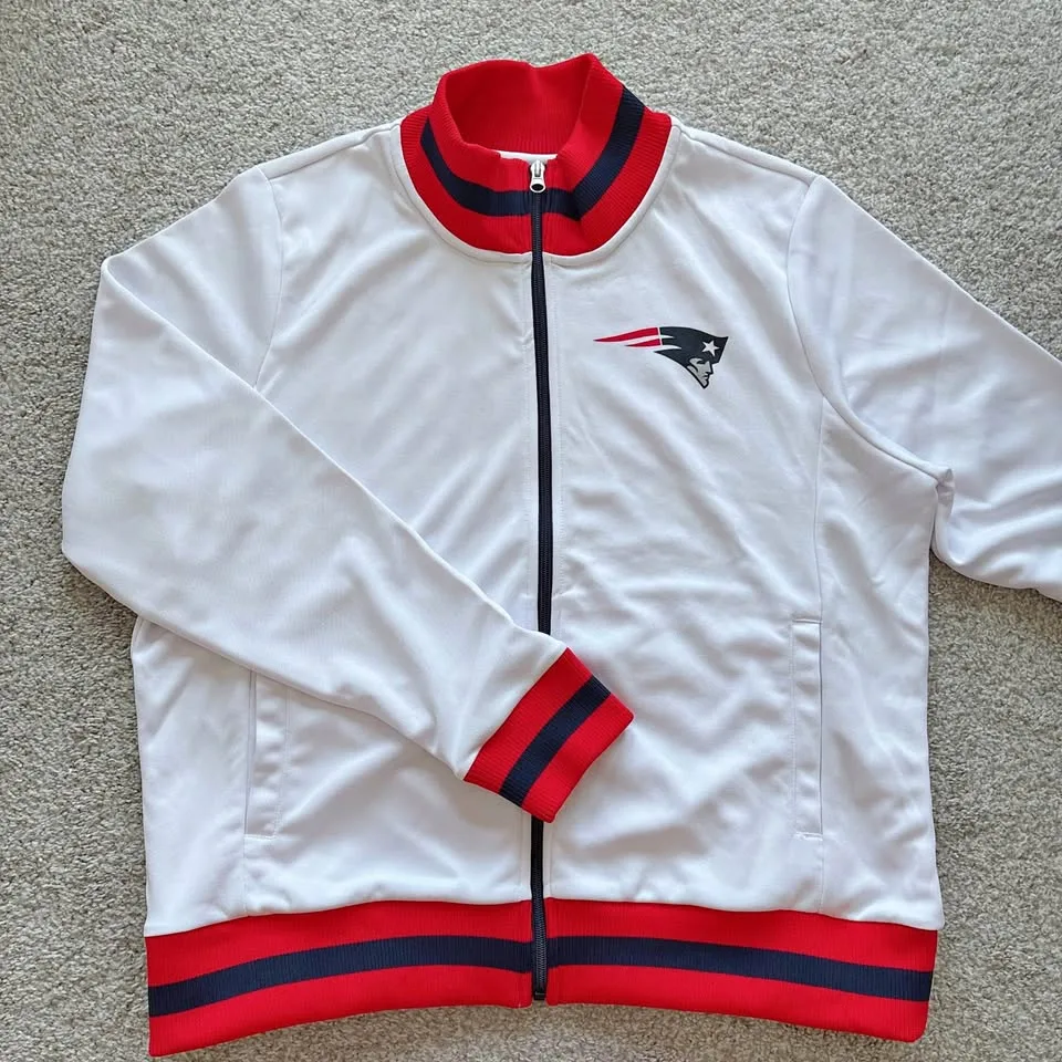 New NFL New England Patriots Women’s Track Jacket XL thumbnail