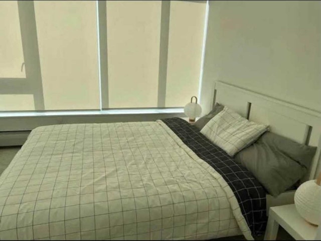 Living room in 2 Bed 2 bath apartment for rent - photo 2