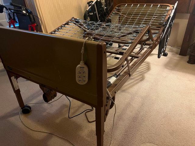 INVACARE Hospital Bed w/ Mattress & Gel Topper - photo 5