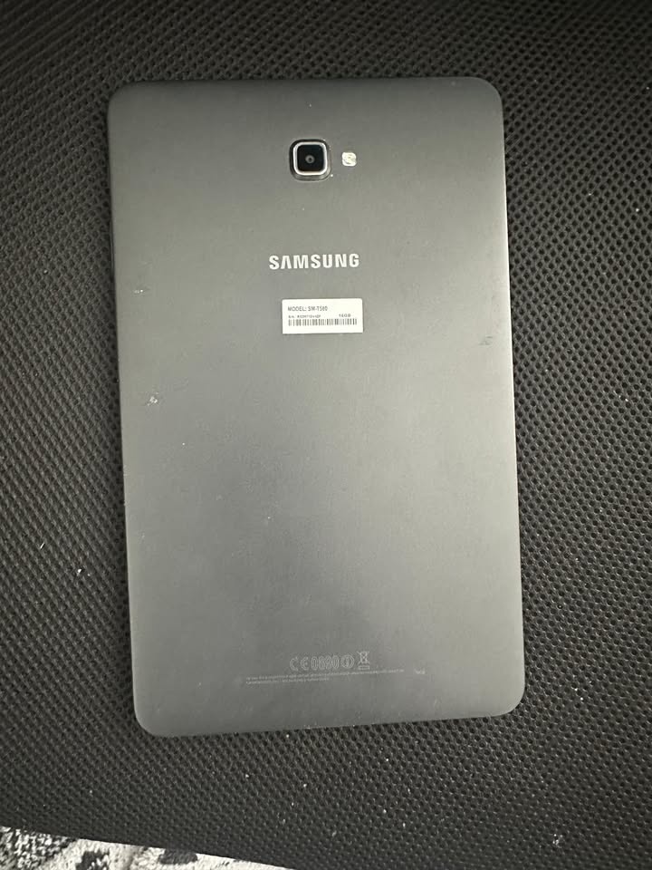 Samsung Galaxy Tab A 10.1 - photo 2