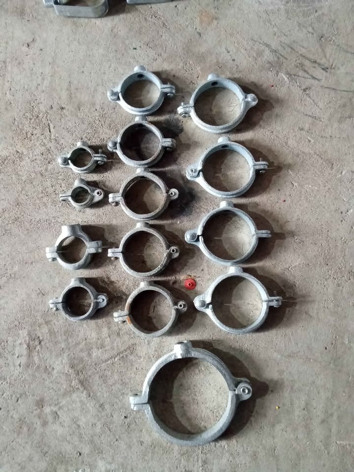 Mixed Lot Pipe Clamps Hangers - Copper & Galvanized - photo 2
