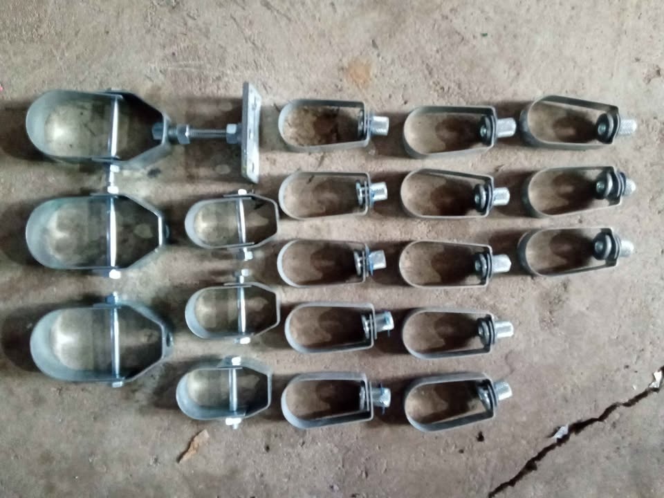 Mixed Lot Pipe Clamps Hangers - Copper & Galvanized - photo 3
