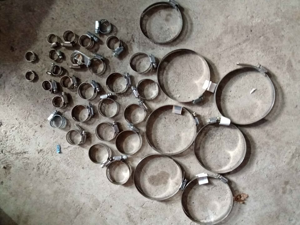 Mixed Lot Pipe Clamps Hangers - Copper & Galvanized - photo 5