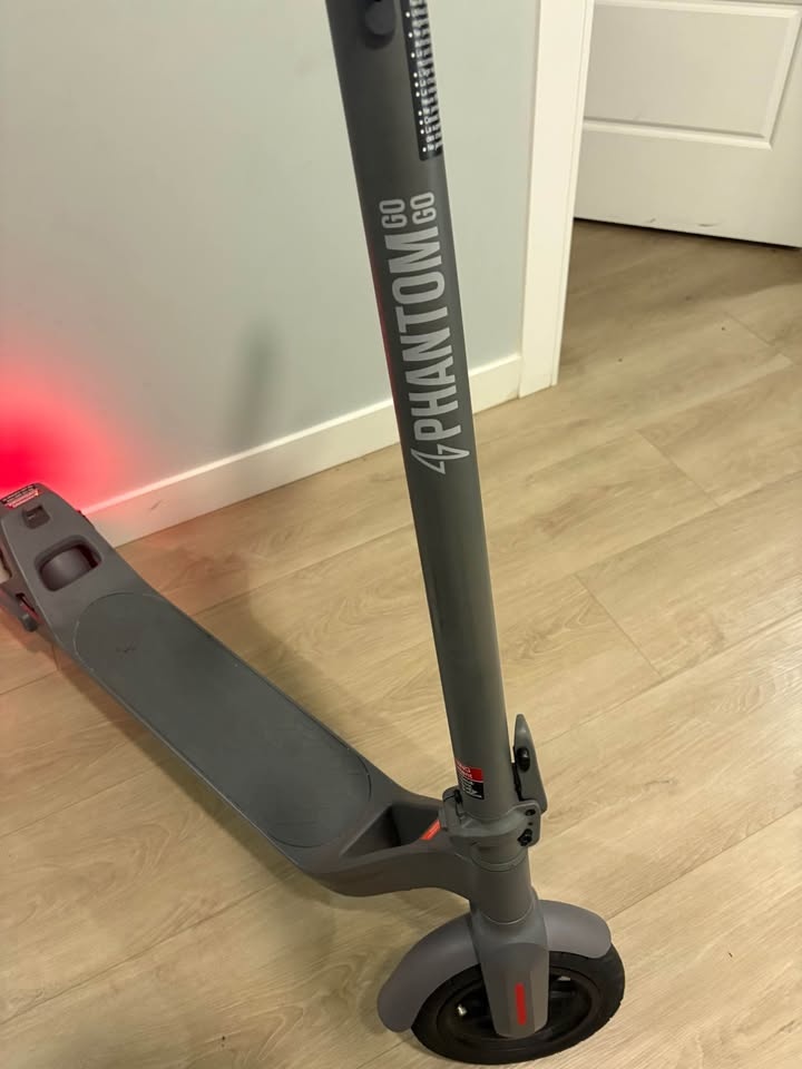 Phantomgogo A8 Foldable Electric Scooter - photo 3