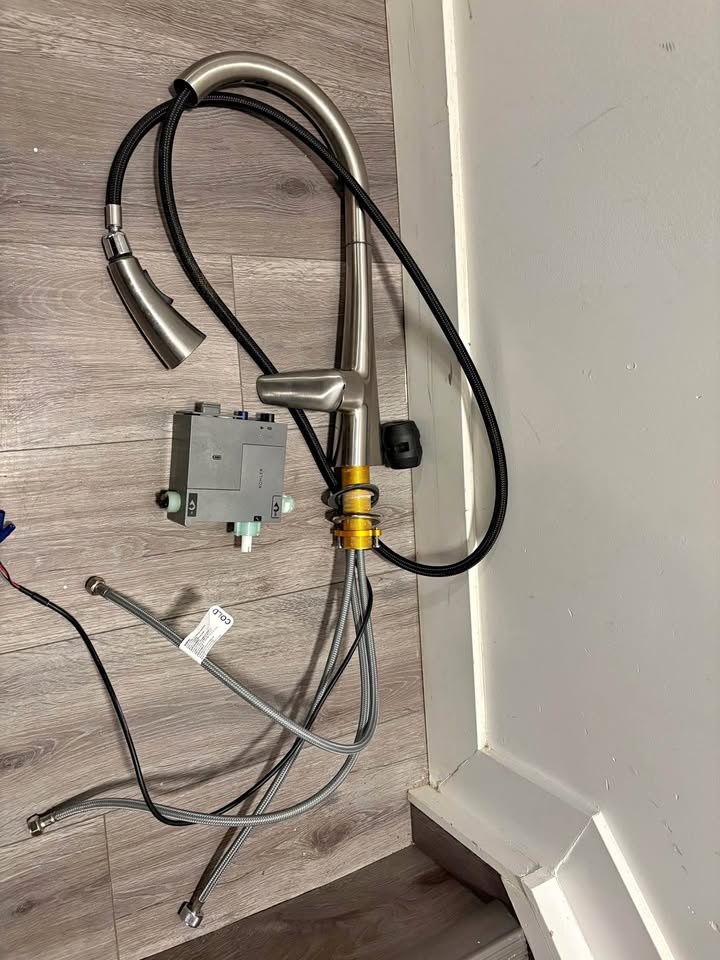 Kohler Touchless Pull-Down Kitchen Faucet