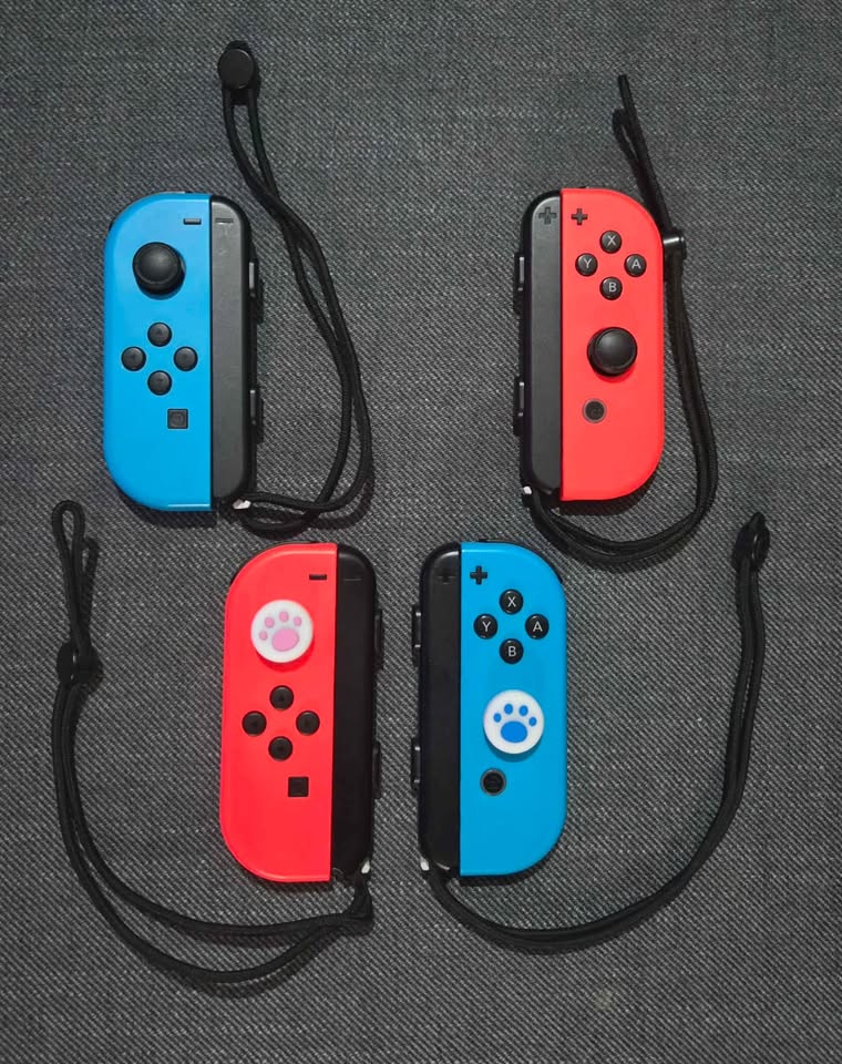 Nintendo Switch Accessories Bundle. Like New! - photo 3