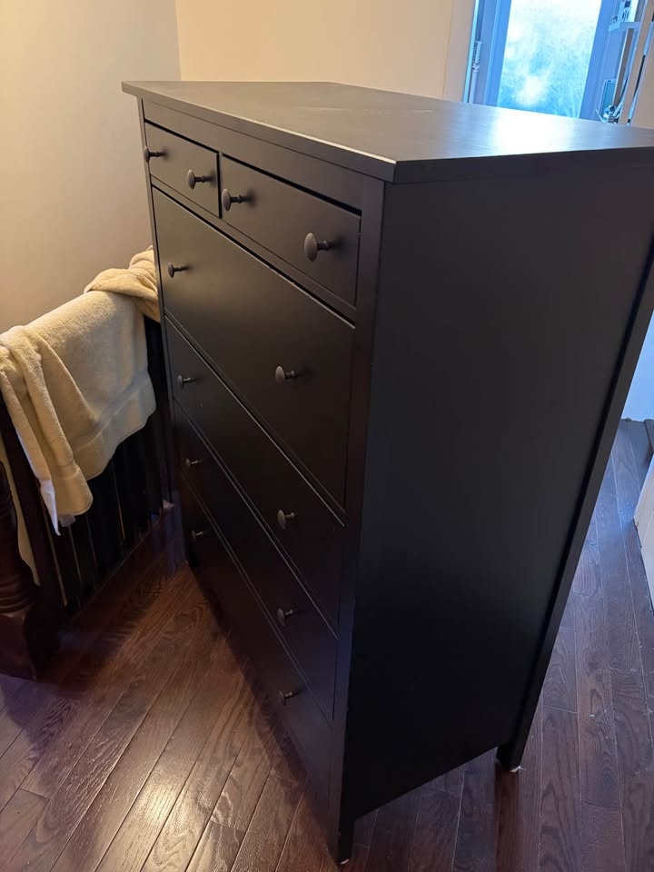 IKEA Hemnes Dresser - photo 2