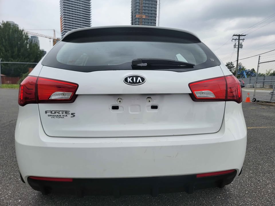 2012 Kia Forte5 - photo 2