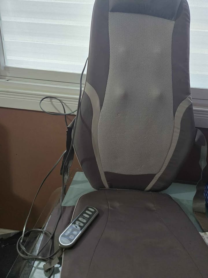HoMedics Deluxe Relaxation Set - Back & Foot Massagers w/ Heat - photo 2