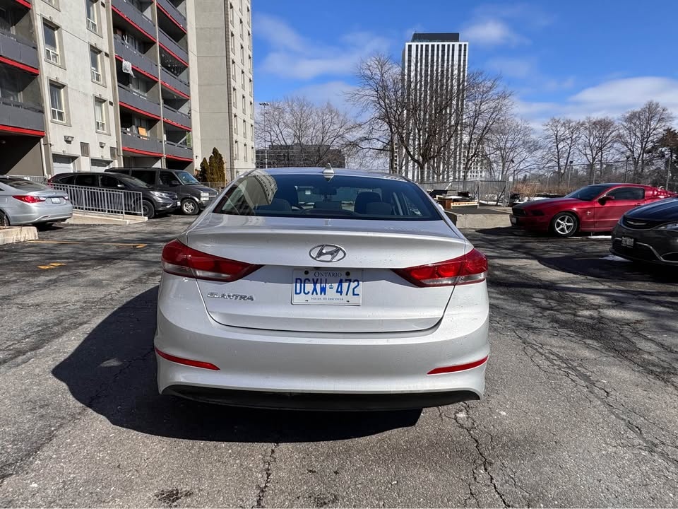 2017 Hyundai Elantra GL - Silver - photo 5
