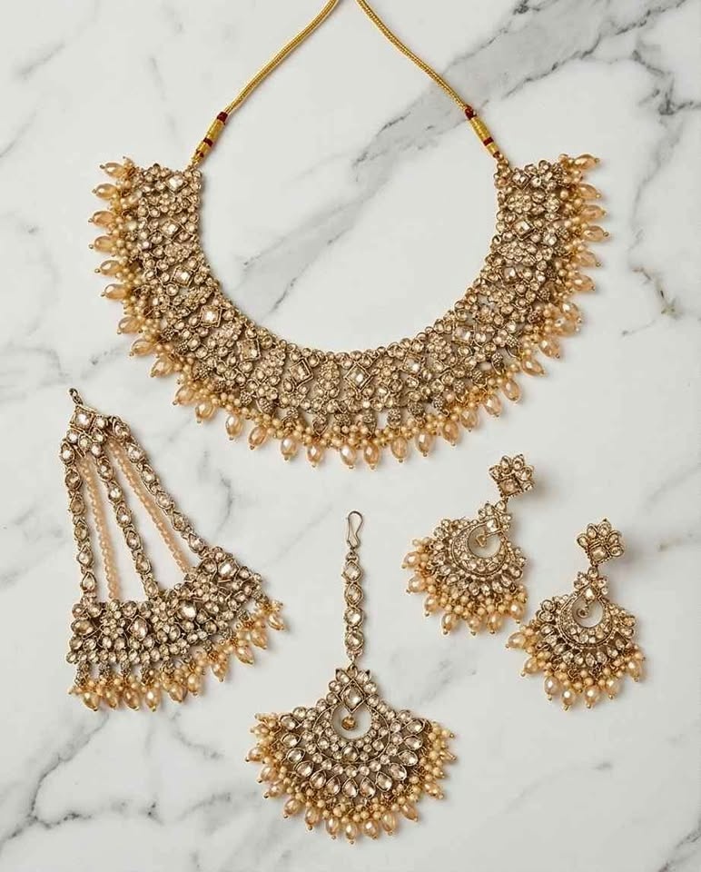 Luxury Gold Bridal 4-Piece Jewelry Set