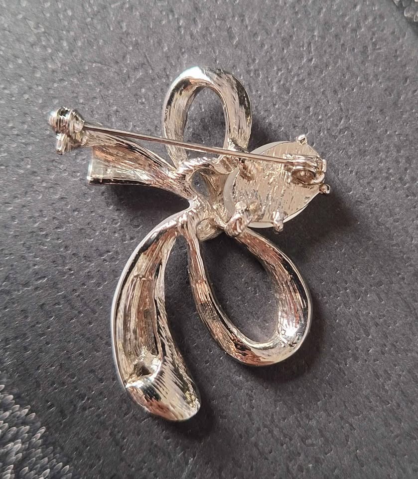 Silver-tone Bow Brooch with White Enamel and Crystals - photo 4