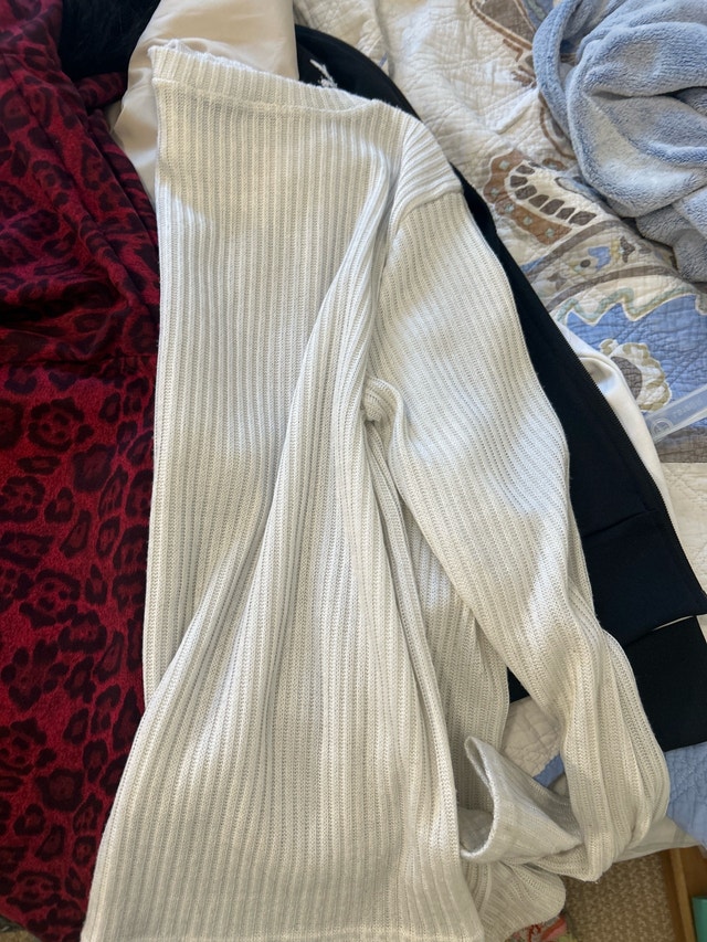 White long sleeve from Korea - photo 3