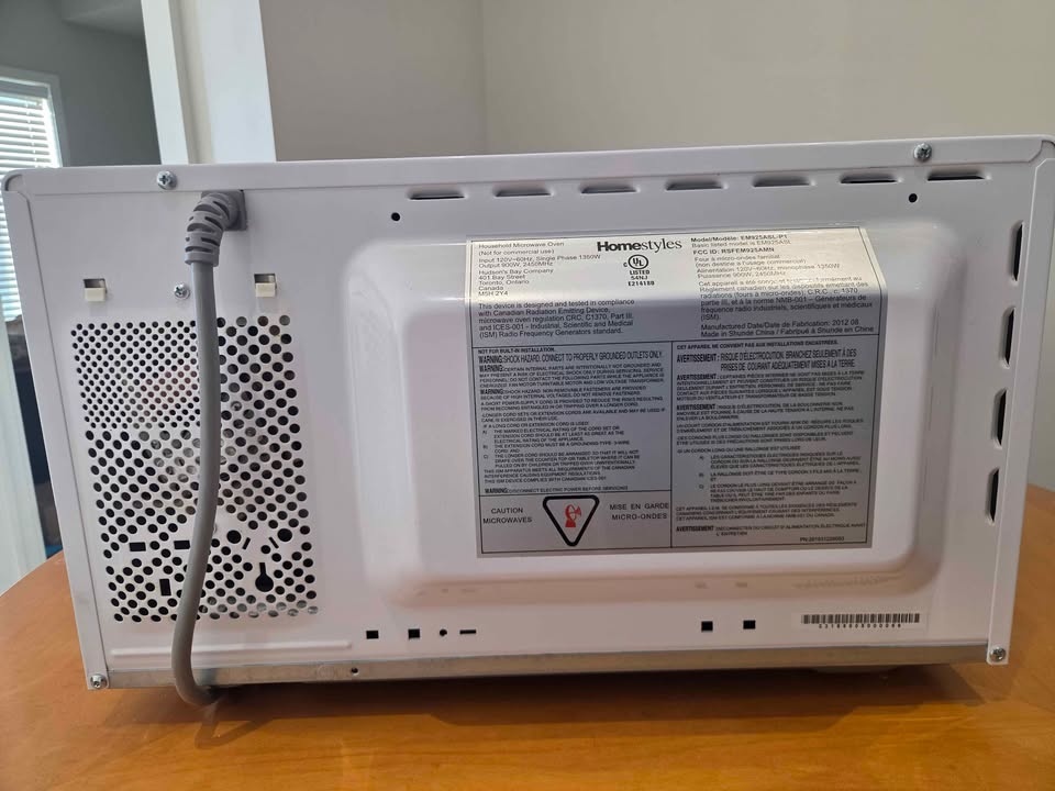 Homestyles Countertop Microwave Oven - photo 5